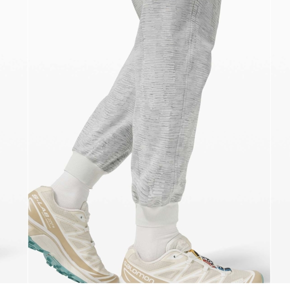 Lululemon Stretch High Rise Jogger size 4 - Picture 5 of 5